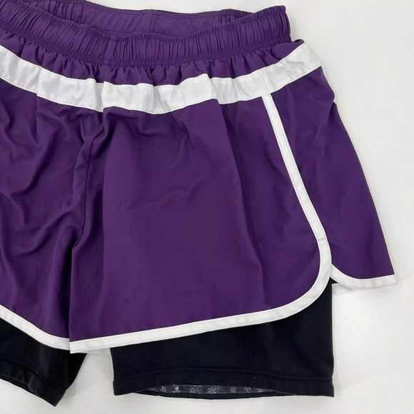 Athleta Active Shorts Women's Size‎ S Purple Zip Pocket Lined Gym Yoga - Picture 3 of 9